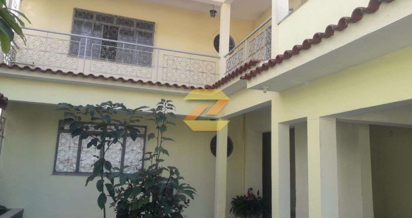 Casa Duplex Fins Comerciais, 500m² - Estrada do Realengo - Padre Miguel