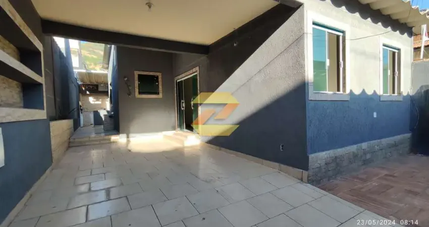 Casa à Venda em Condomínio - Realengo, Aceita Carta e Financiamento