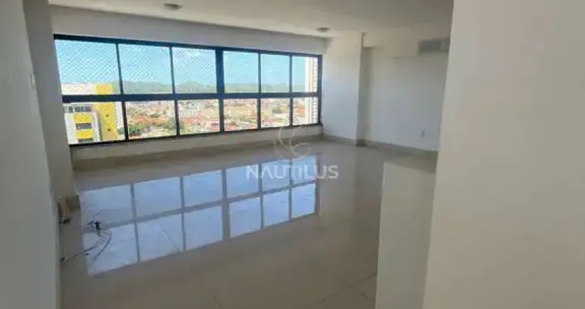 Venda de apartamento 3/4 sendo 2 suítes com closet e 3 vagas de garagem.