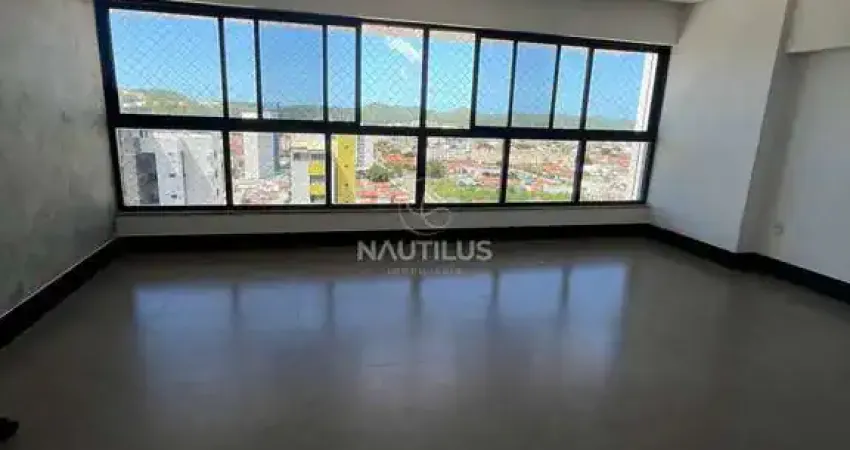 Venda de apartamento 3/4 sendo 2 suítes com closet e 3 vagas de garagem.