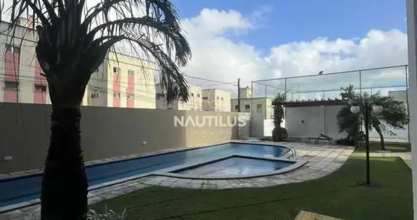 Apartamento para venda com 2/4 sendo 1 suíte e 3 vagas de garagem.