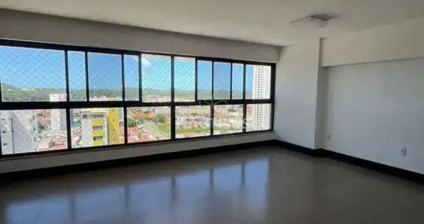 Venda de apartamento 3/4 sendo 2 suítes com closet e 3 vagas de garagem.