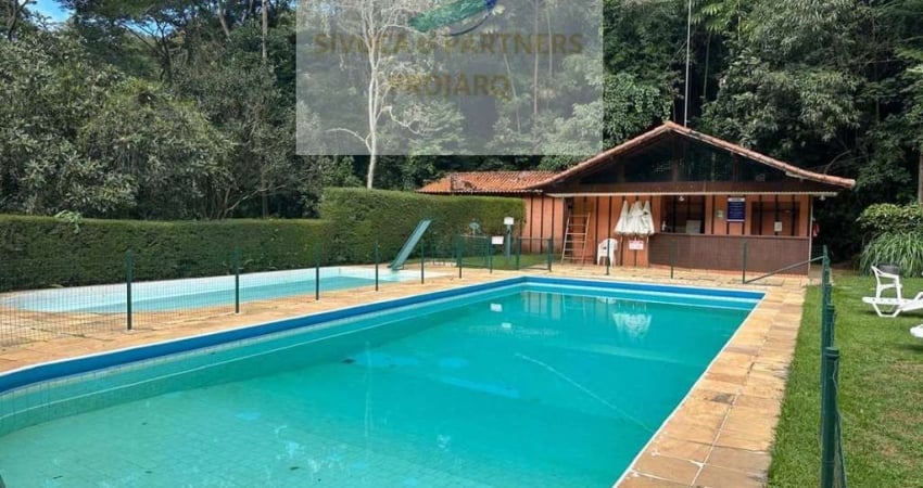 Itaipava, excelente localização - Apartamento à venda, com 2 quartos, 60m²
