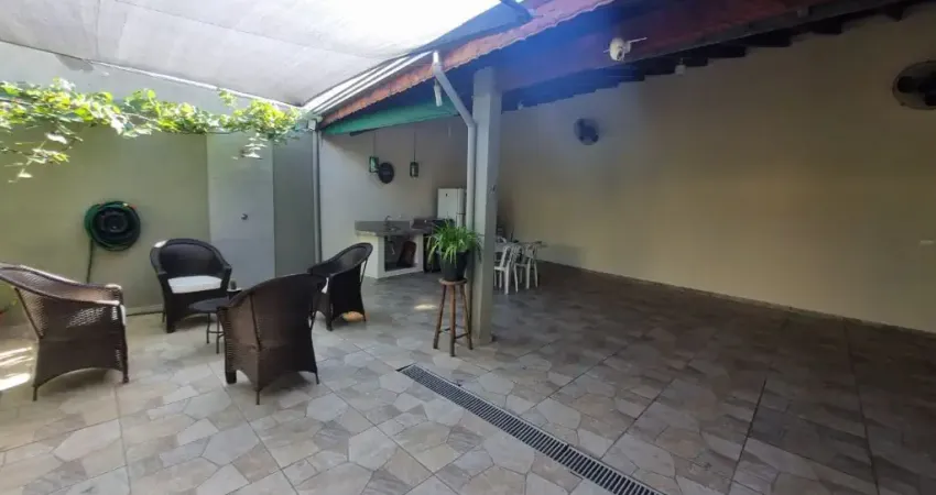 Casa à venda com 2 quartos sendo 1 suíte, Vila Haro, Zona Leste de Sorocaba, Sorocaba, SP