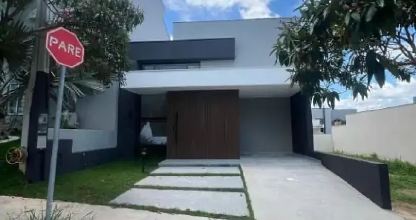Casa térrea em condomínio com 3 dormitórios próxima à Avenida Paraná Sorocaba/SP