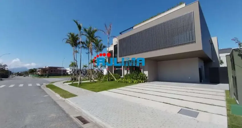 Casa Alto Padrão para Venda em Rio de Janeiro, Barra da Tijuca, 5 dormitórios, 5 suítes, 7 banheiros, 4 vagas