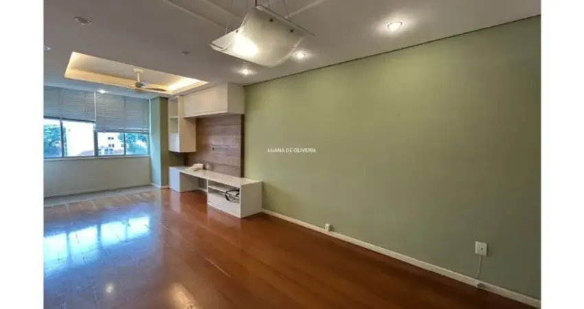 Apartamento 3 dormitórios na Venâncio Aires próximo ao HPS.