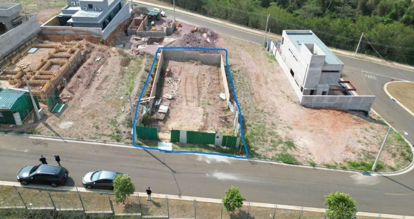 Terreno / Lote / Condomínio à Venda, 363m² - DAMHA 2
