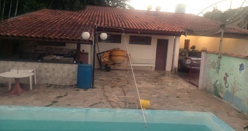 CHACARA/ RANCHO A VENDA / 540M2/ 2 QUARTOS COM ARMARIO/ 1 COM HIDRO/ JD. ESTORIL