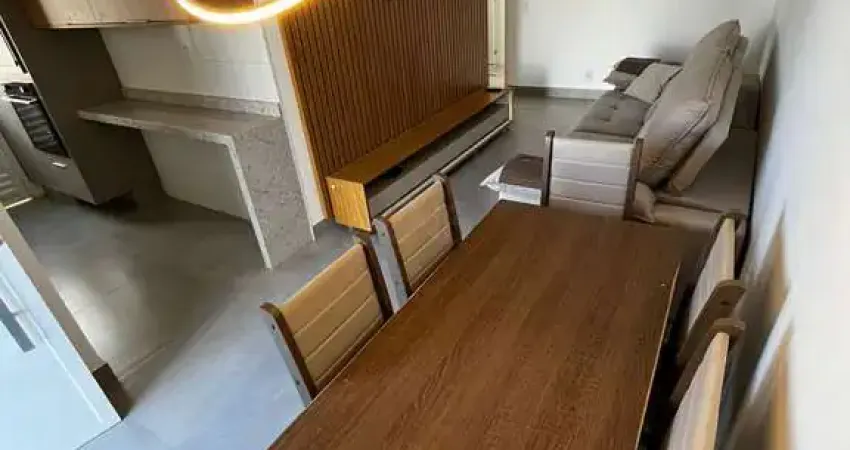 Casa linda com armarios planejados, 2 dormitórios e uma suíte no reserva taquara