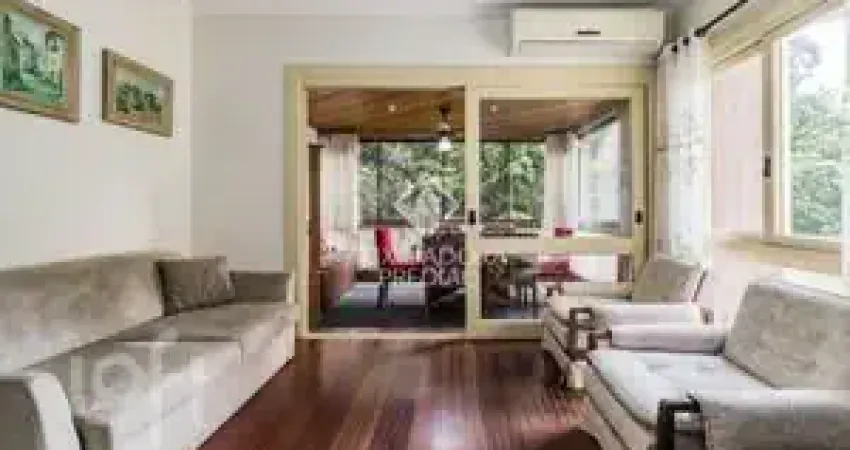Apartamento 4 dorms à venda Avenida Coronel Lucas de Oliveira, Bela Vista - Porto Alegre