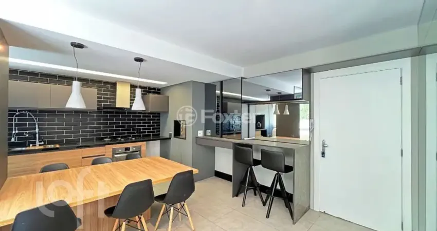Apartamento 2 dorms à venda Rua Mário Antunes da Cunha, Petrópolis - Porto Alegre