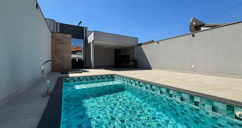 Casa térrea com piscina no bairro parque novo mundo em americana-sp