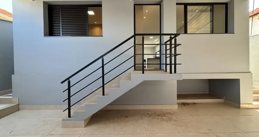 Casa com três dormitórios e edícula no bairro nova americana em americana-sp