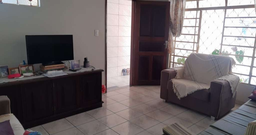 Casa com 3 quartos à venda no Centro, Ubatuba 