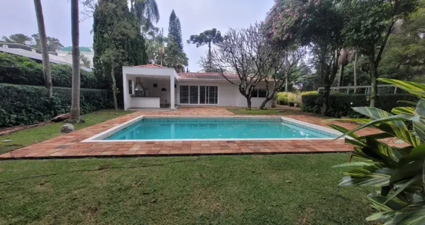 Casa térrea com 4 quartos no Alto da Boa vista