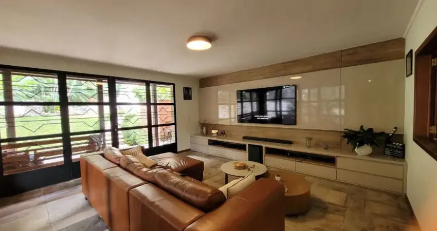 Casa com 4 quartos em rua fechada com cancela e seguranca 24 horas  rança