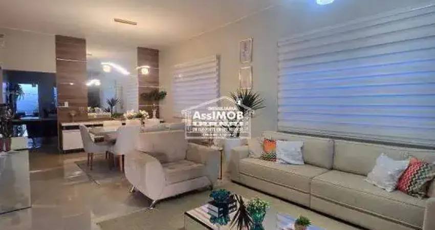 Vende-se casa no bairro Cidade Nova em Paracatu-MG - ESPAÇOSA E CONFORTÁVEL EM ÓTIMA LOCALIZAÇÃO