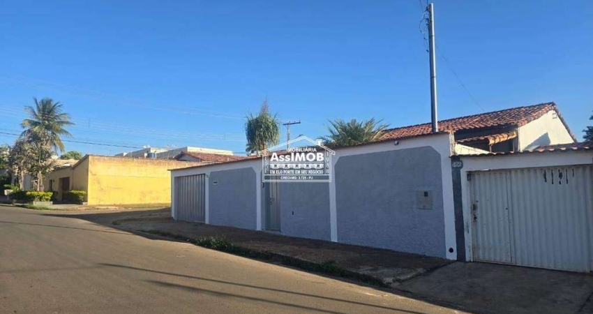 Casa para locação na Rua Governador Magalhães Pinto, 432 - Vila Mariana.