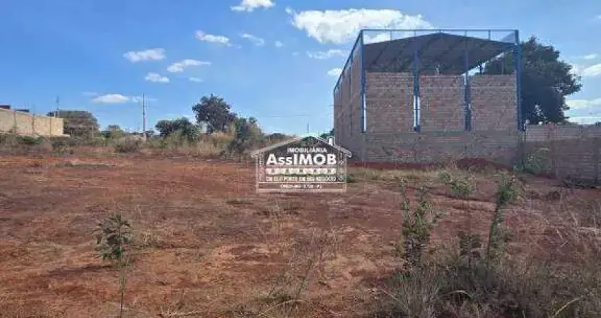 Lote a venda, bairro santo eduardo 738 m², Paracatu-MG