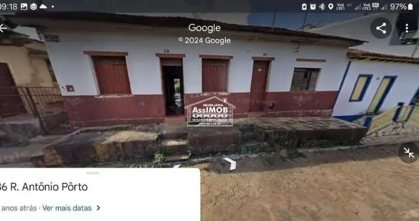 Casa à Venda no Centro Histórico de Paracatu - 340m²