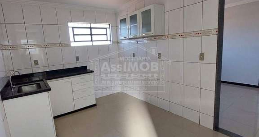 Apartamento para locação na Rua Antonio Porto, no bairro Centro em PARACATU- MG