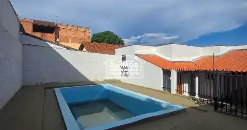 Casa com 2 quartos à venda na Rua Rio Grande do Sul, Centro, Paracatu