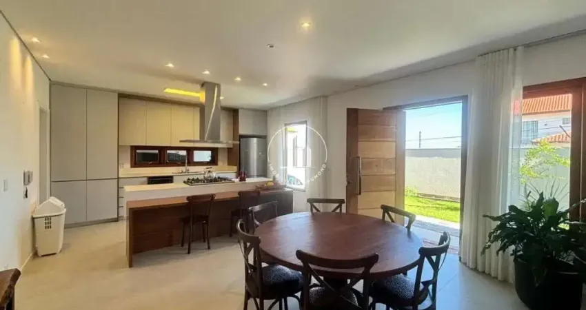 Casa com 3 quartos à venda na Rua Bias Peixoto, 252, Itaguaçu, Florianópolis