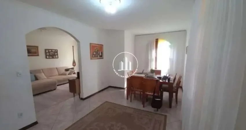 Casa com 4 quartos à venda na Rua Eugênio Portela, 375, Barreiros, São José