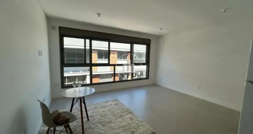 Studio Mobiliado - 32m², Novo Estreito