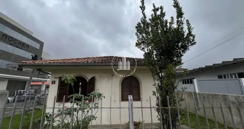 Casa com 2 quartos à venda na Rua Domingos Filomeno, 208, Praia Comprida, São José