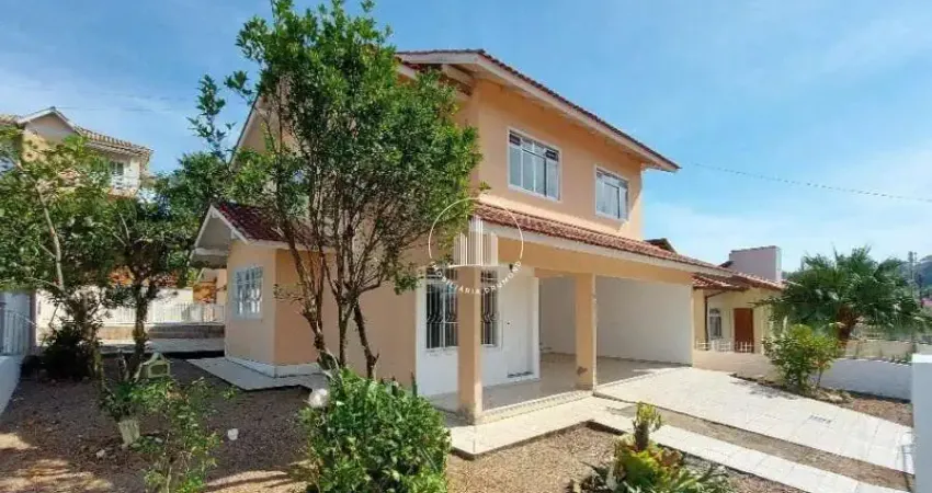 Casa com 3 quartos à venda na Rua Joci José Martins, 84, Pagani, Palhoça