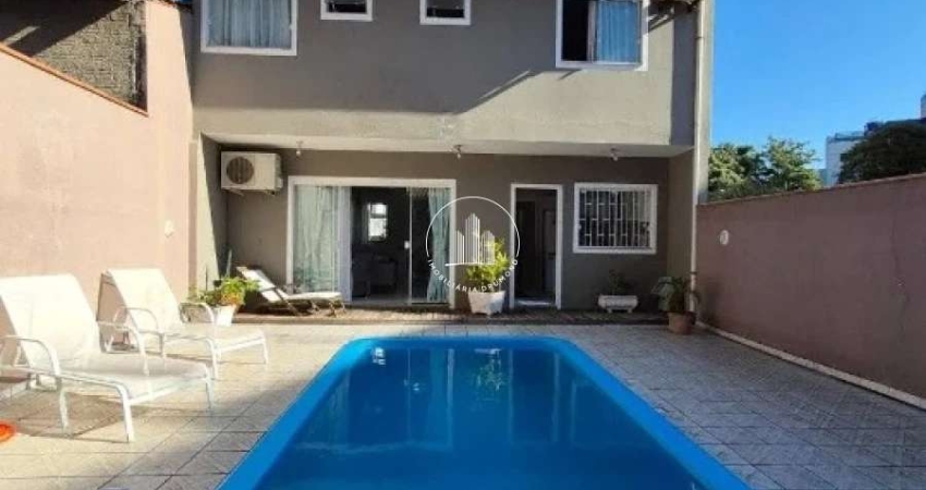 Casa com 3 quartos à venda na Rua Wilson Luz, 1, Coqueiros, Florianópolis