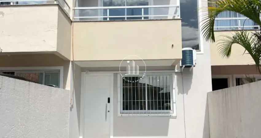 Casa em condomínio fechado com 2 quartos à venda na Rua José Paulo Lopes Ramos, 40, Forquilhas, São José