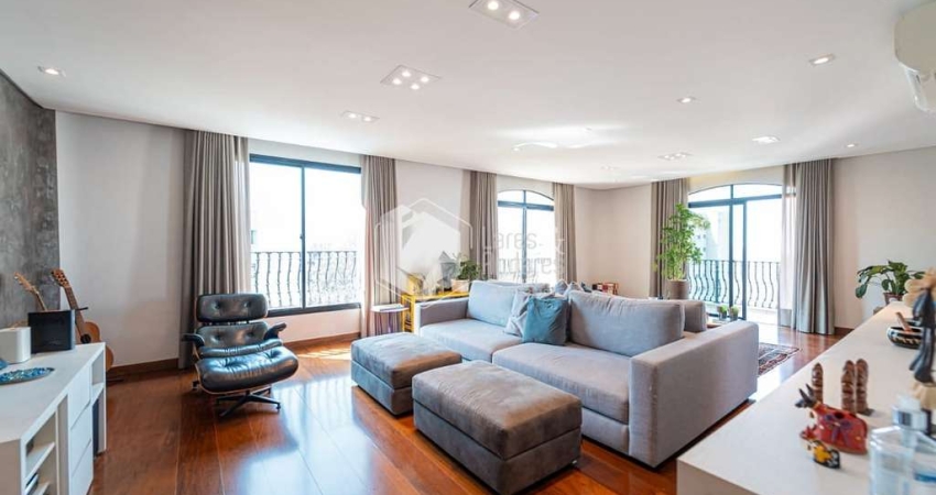Apartamento tipo para venda com 4 quartos, sendo 2 suítes, 285m²