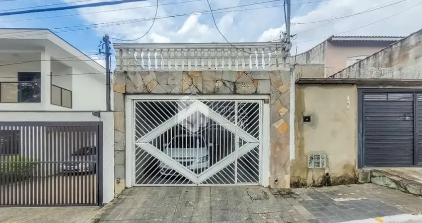 Sobrado para venda em Jardim Teresa com 3 quartos, sendo 1 suíte, 169m²