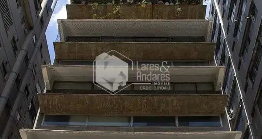 Apartamento tipo para venda com 3 quartos, sendo 1 suíte, 200m²