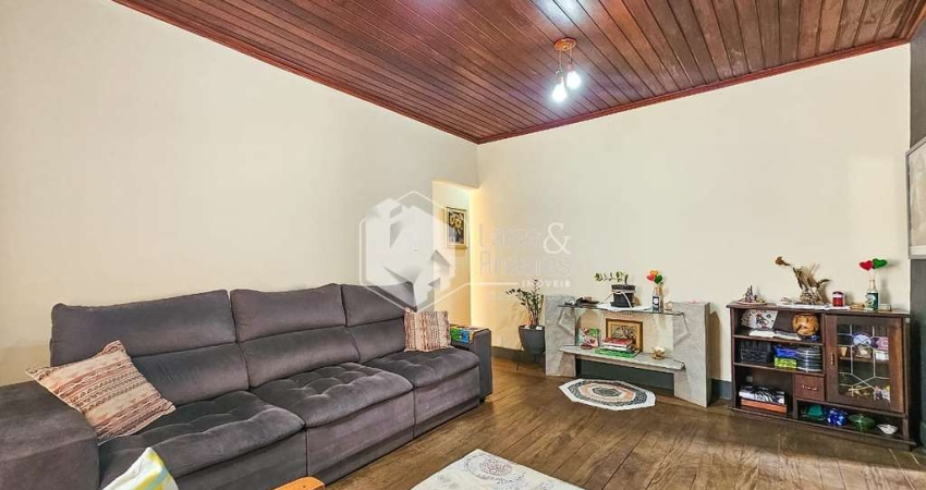 Casa tipo para venda com 2 quartos, 244m²