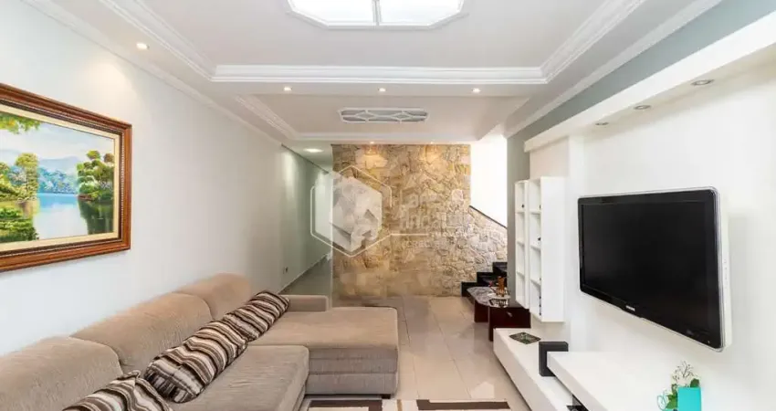 Casa tipo para venda com 3 quartos, sendo 3 suítes, 168m²