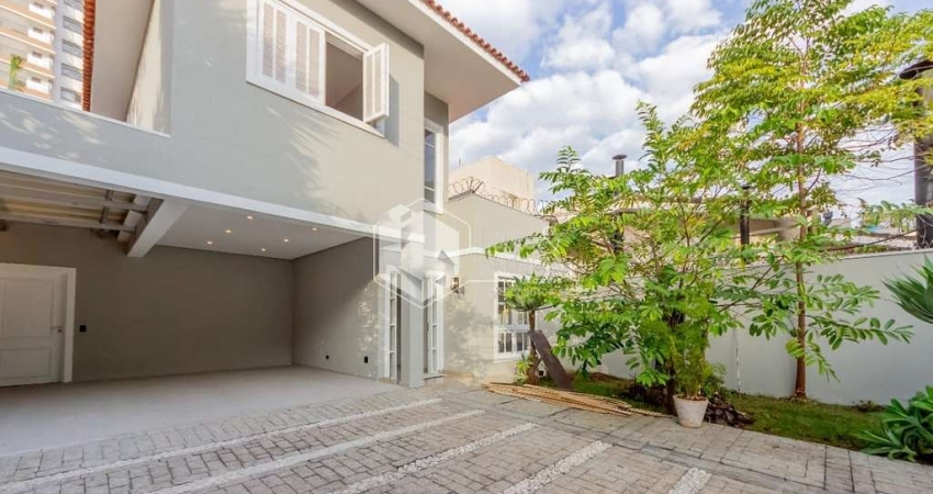 Casa tipo para venda com 3 quartos, sendo 2 suítes, 300m²