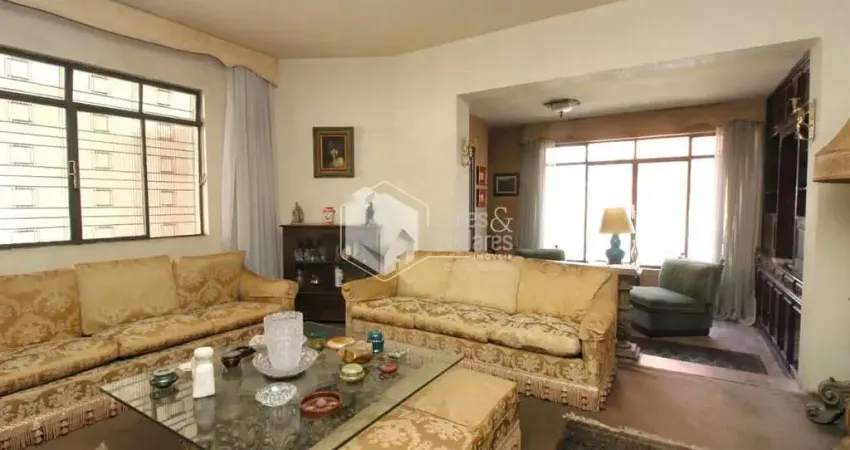 Sobrado para venda em Jardim da Glória com 4 quartos, sendo 2 suítes, 350m²