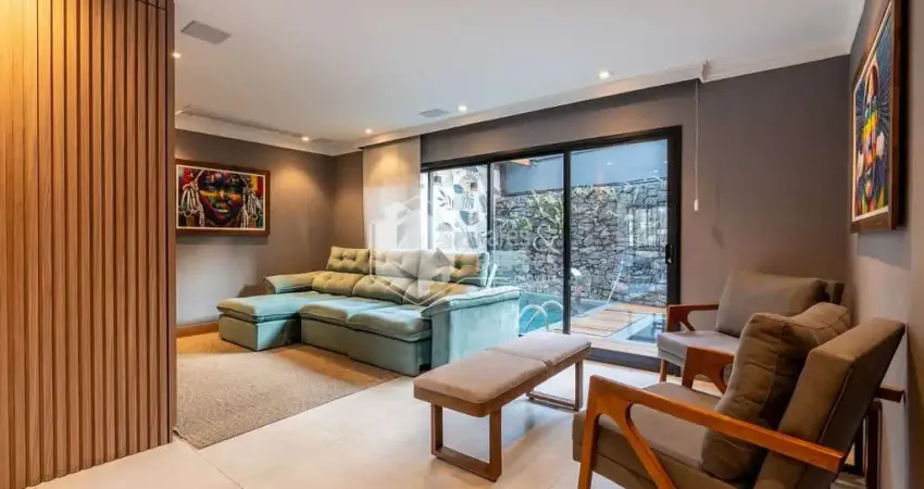 Sobrado para venda em Planalto Paulista com 3 quartos, sendo 2 suítes, 381m²