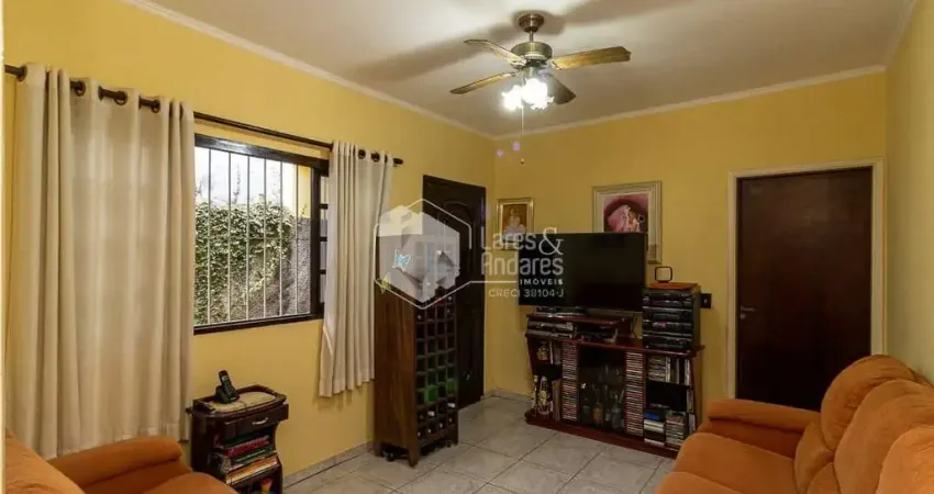 Casa tipo para venda com 2 quartos, sendo 1 suíte, 84m²