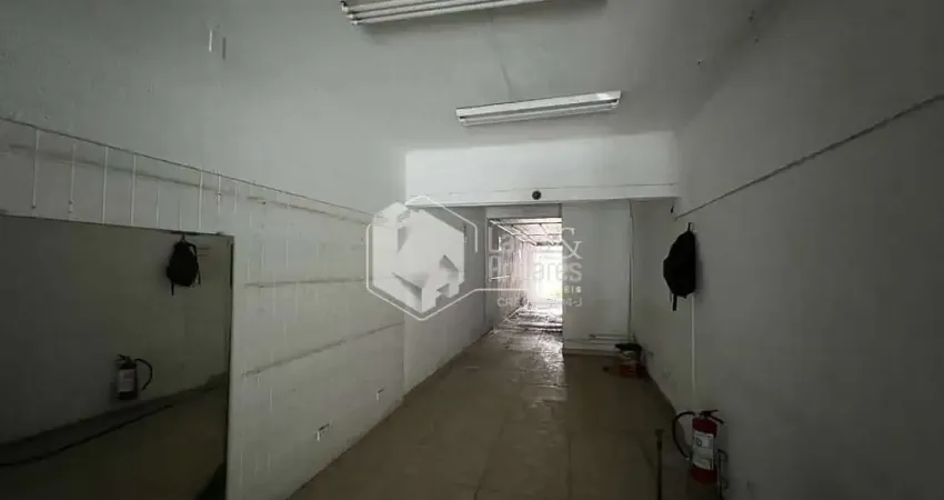 Loja de rua para venda, 200m²