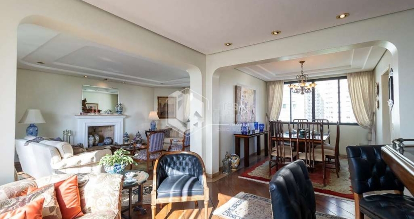 Apartamento tipo para venda em Campo Belo com 4 quartos, sendo 2 suítes, 255m²