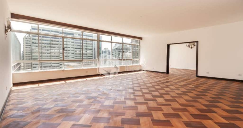 Apartamento tipo para venda com 3 quartos, sendo 1 suíte, 345m²