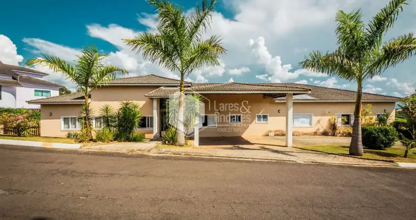 Casa em condomínio para venda e locação com 6 quartos, sendo 6 suítes, 850m²