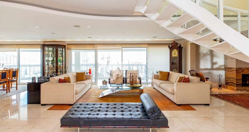 Cobertura para venda com 4 quartos, sendo 3 suítes, 847m²