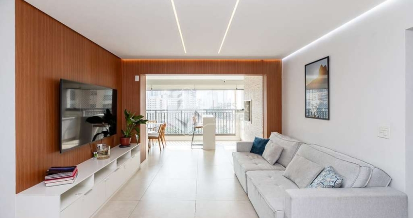 Apartamento tipo para venda com 3 quartos, sendo 3 suítes, 115m²