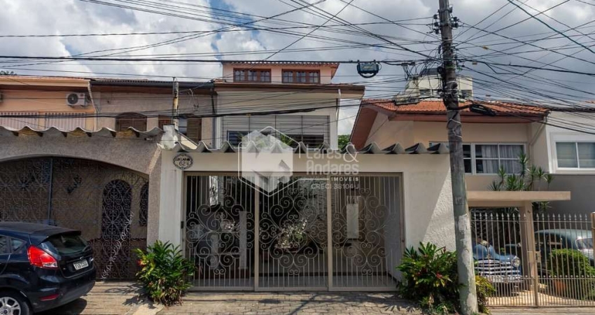 Casa tipo para venda com 3 quartos, sendo 3 suítes, 172m²